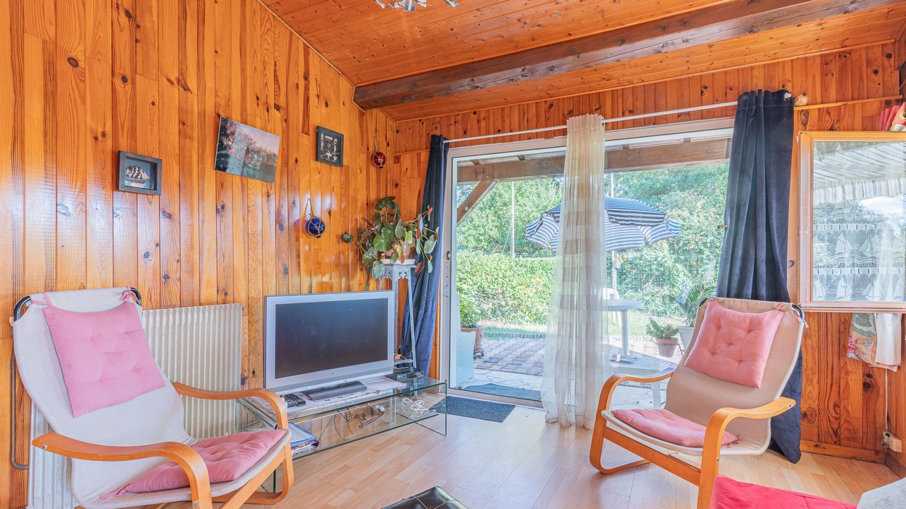 Photo of Others in Mios