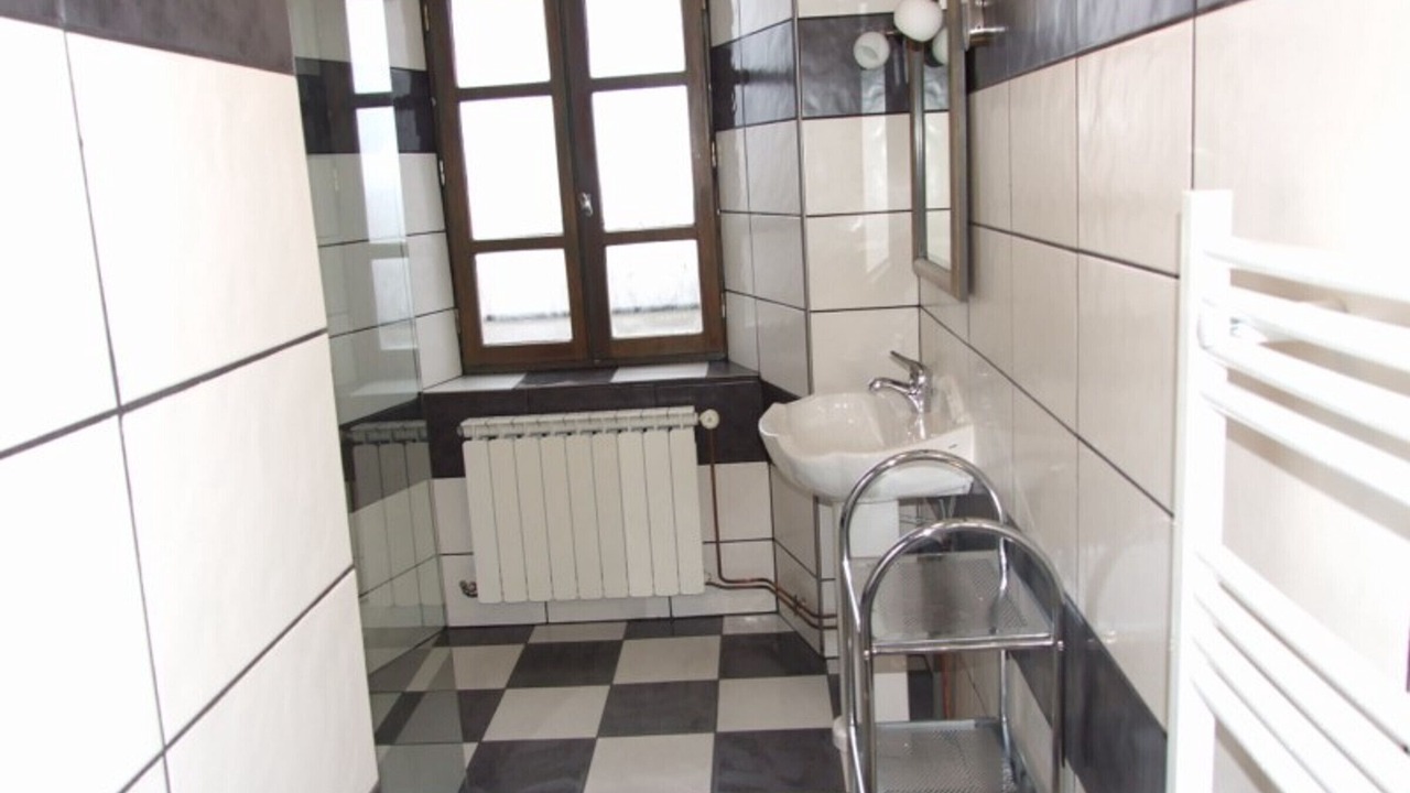 Photo of Bathroom in Neuveglise-sur-Truyere