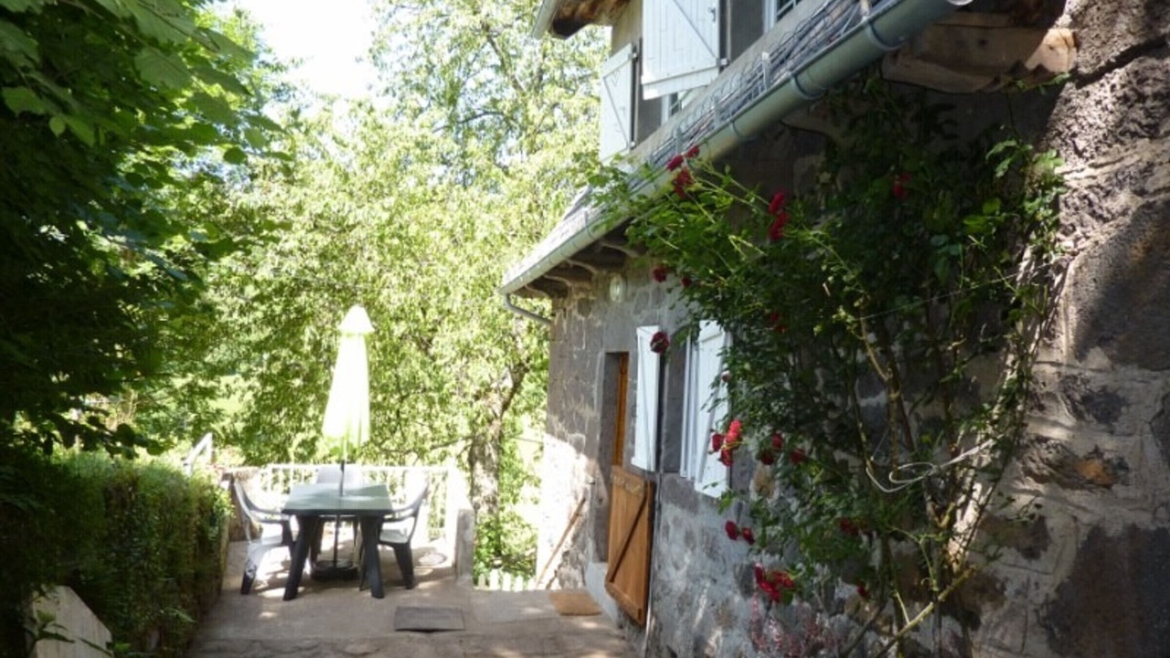 Photo of Patio Balcony in Mandailles-Saint-Julien
