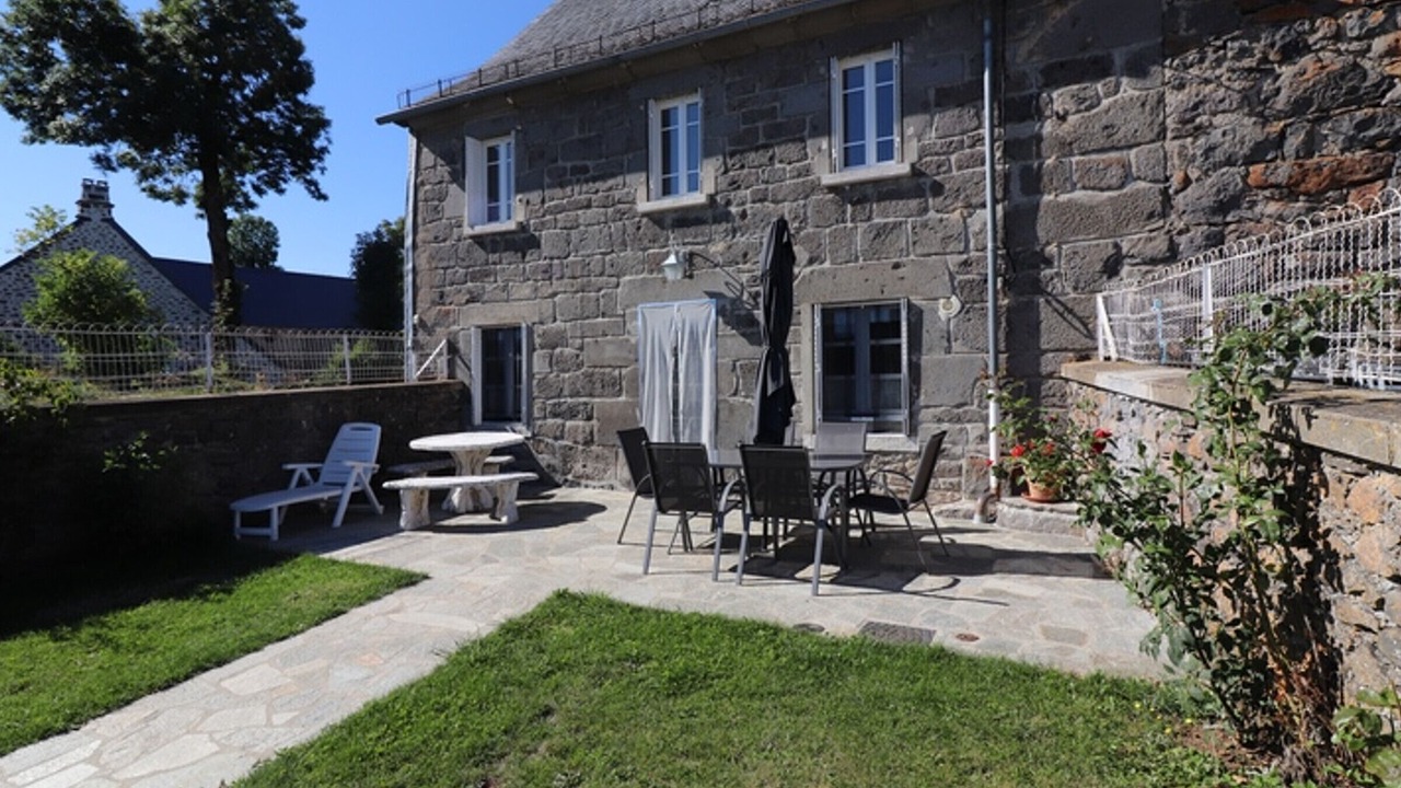 Photo of Patio Balcony in Valuejols