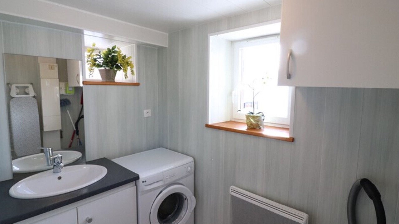 Photo of Bathroom in Saint-Cirgues-de-Jordanne