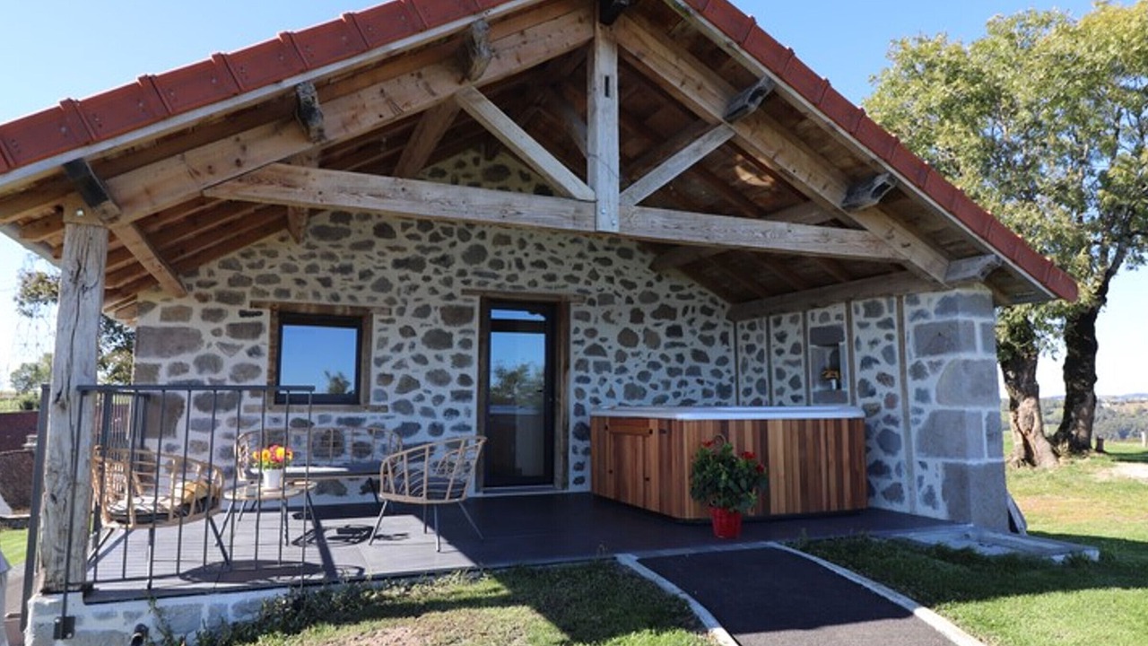 Photo of Patio Balcony in Carlat