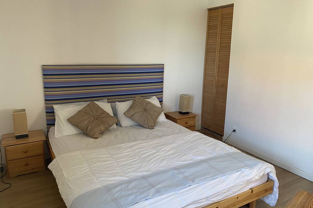 Photo of Bedroom in Saint-Nazaire