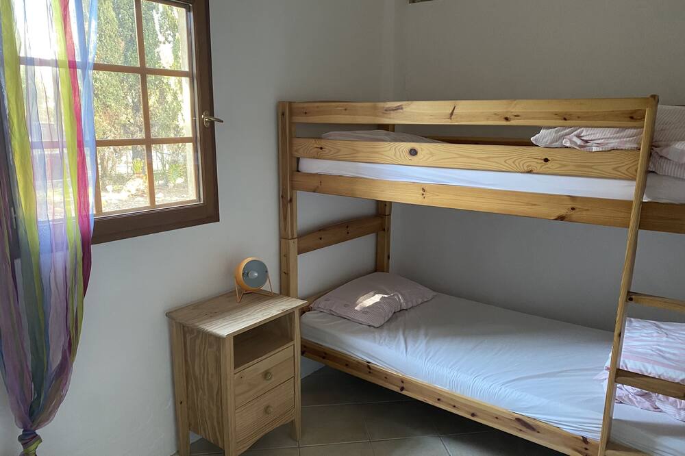 Photo of Bedroom in Saint-Nazaire