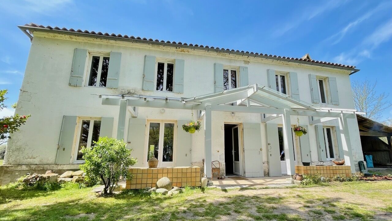 Photo of Outdoor in Hostens