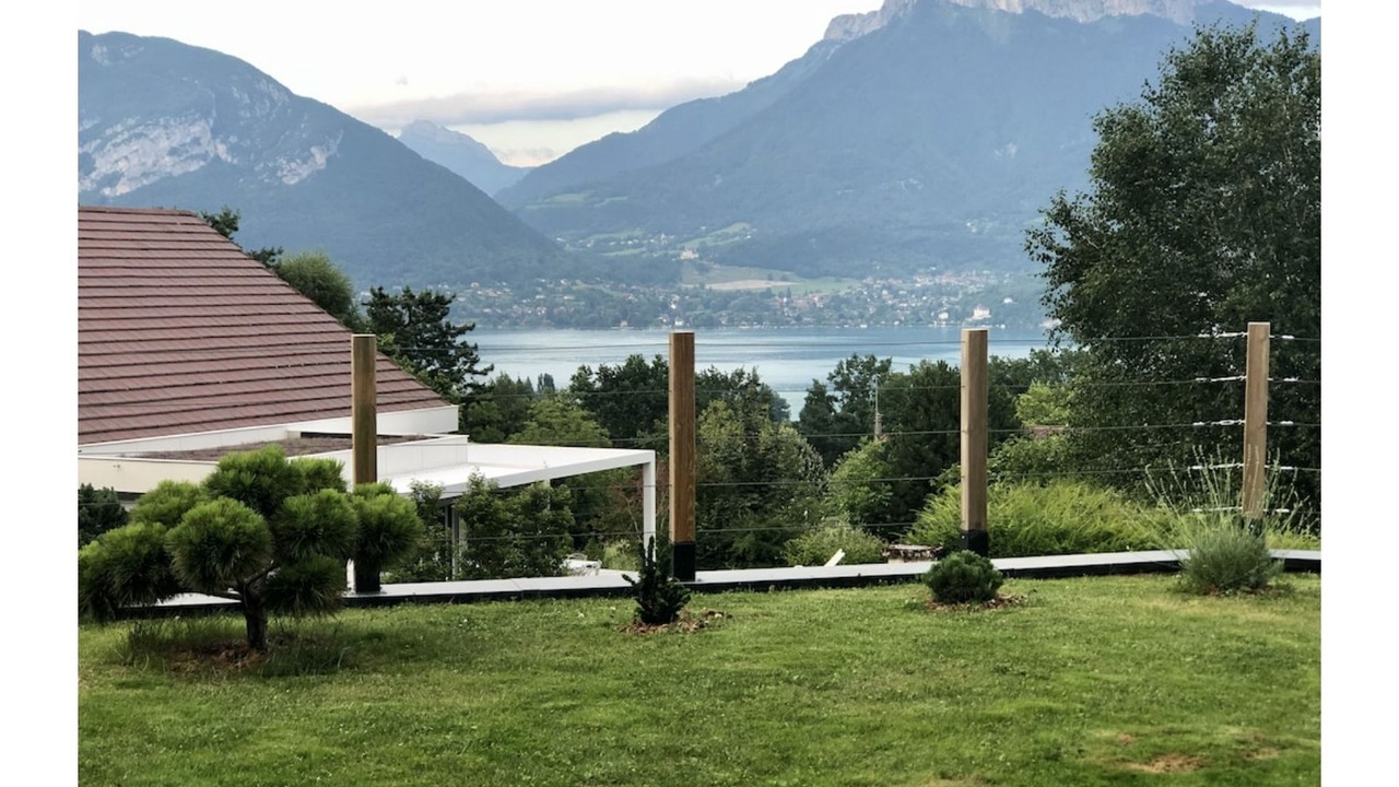 Photo of Outdoor in Cessenaz