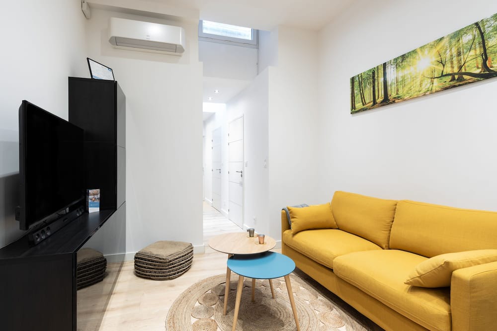 Photo of Livingroom in Charmettes - Bellecombe
