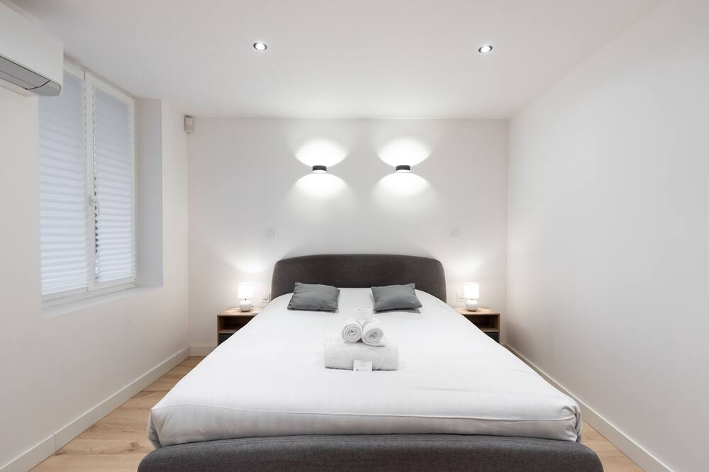 Photo of Bedroom in Charmettes - Bellecombe