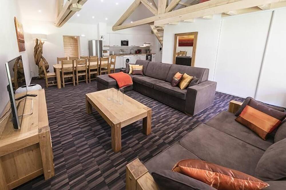 Photo of Livingroom in Nancroit