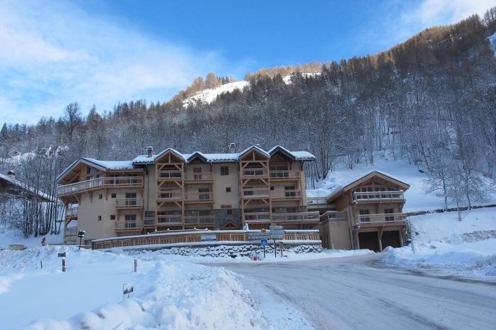 Photo of Outdoor in Nancroit
