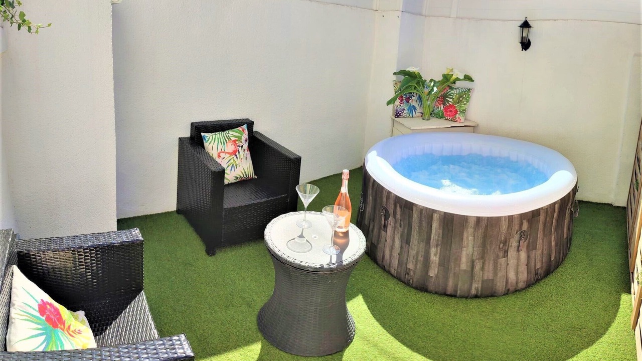 Photo of Outdoor in Ensues-la-Redonne