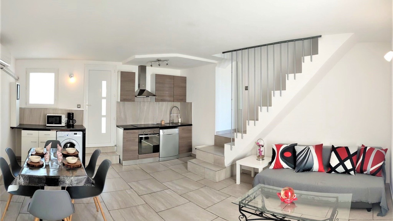 Photo of Livingroom in Ensues-la-Redonne