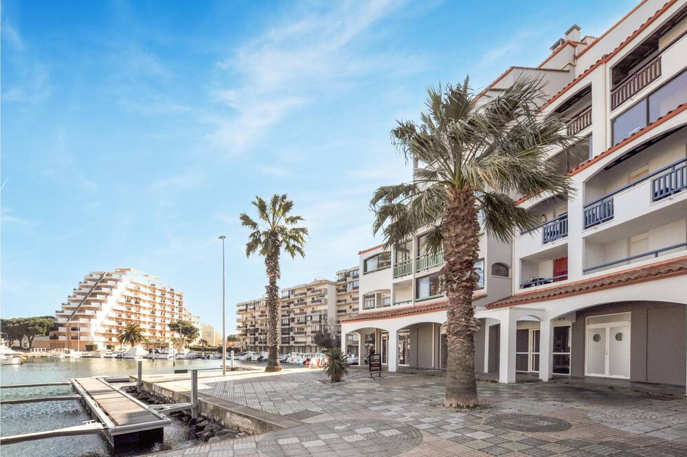 Photo of Outdoor in Le Port
