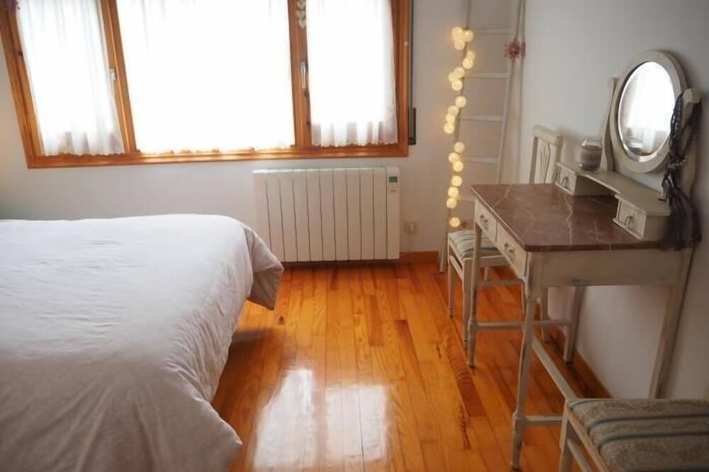 Photo of Bedroom in Alp