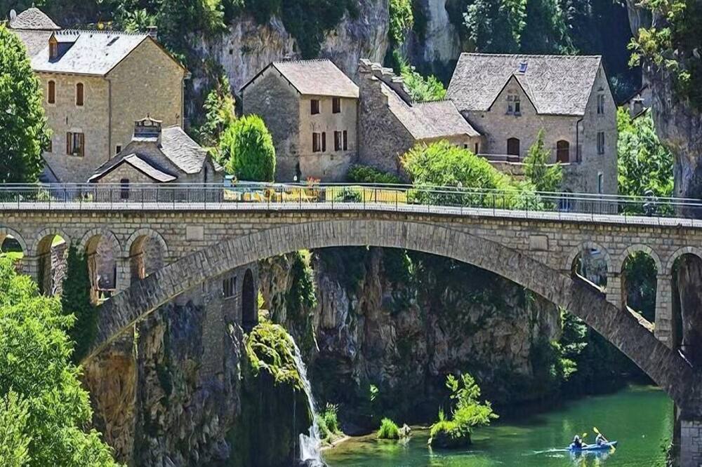 Photo of Others in Millau