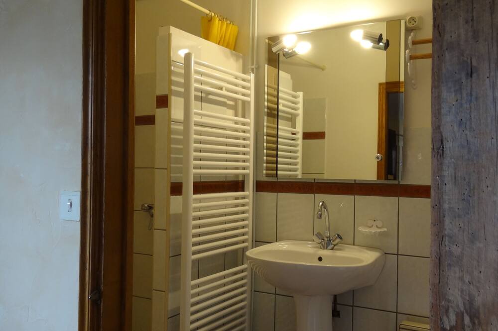 Photo of Bathroom in Labeaume