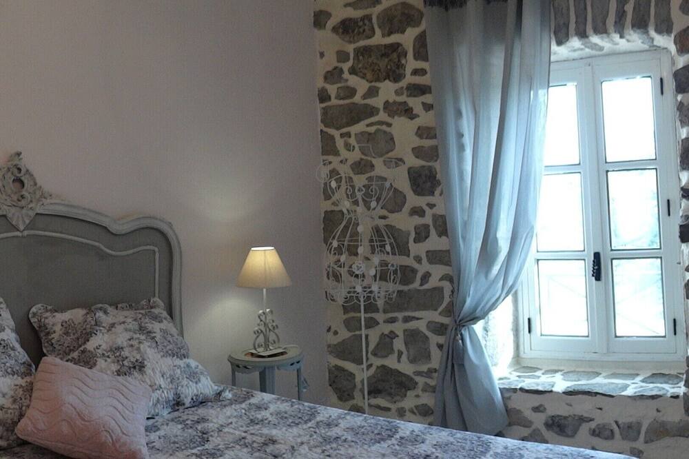 Photo of Bedroom in Labeaume