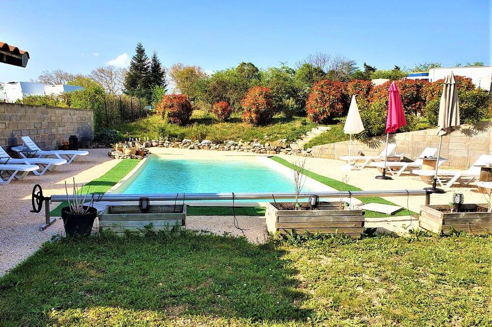 Photo of Outdoor in Barjac