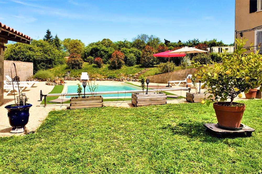 Photo of Outdoor in Barjac