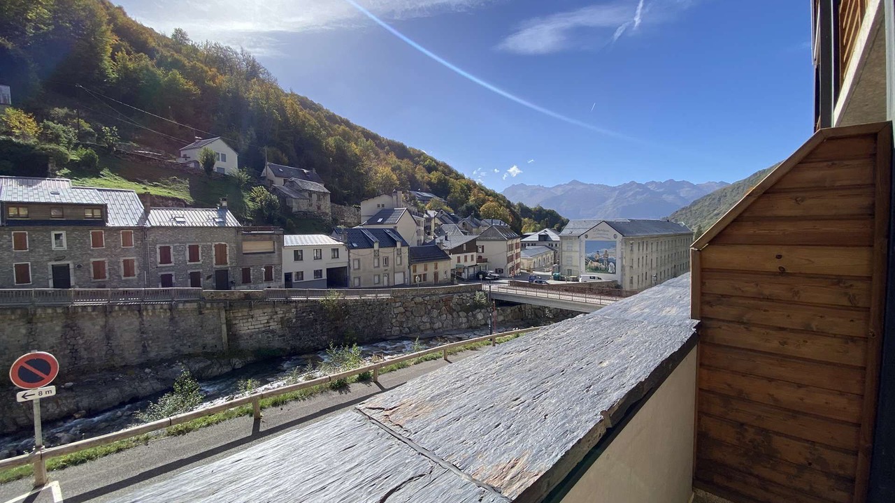Photo of Outdoor in Sers