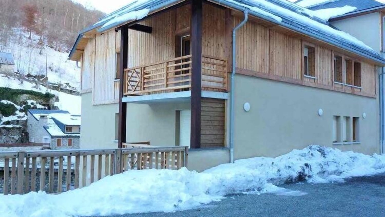 Photo of Outdoor in Sers