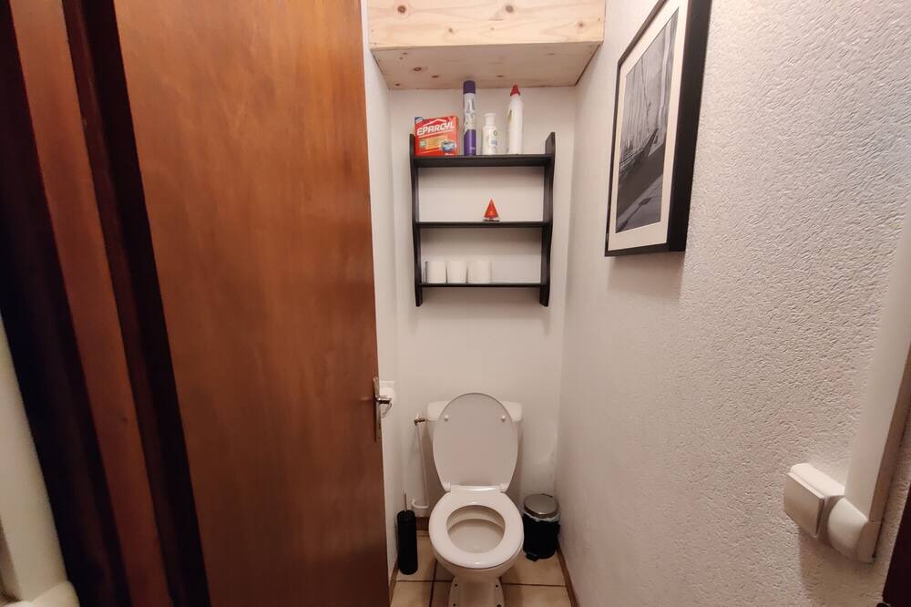 Photo of Bathroom in Begadan