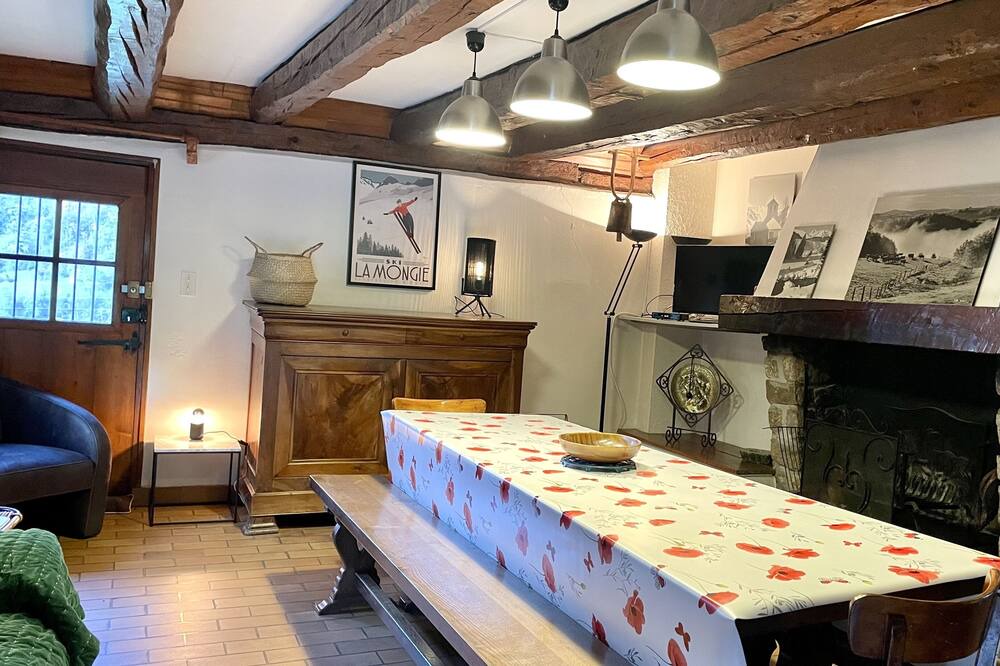 Photo of Kitchen in Campan