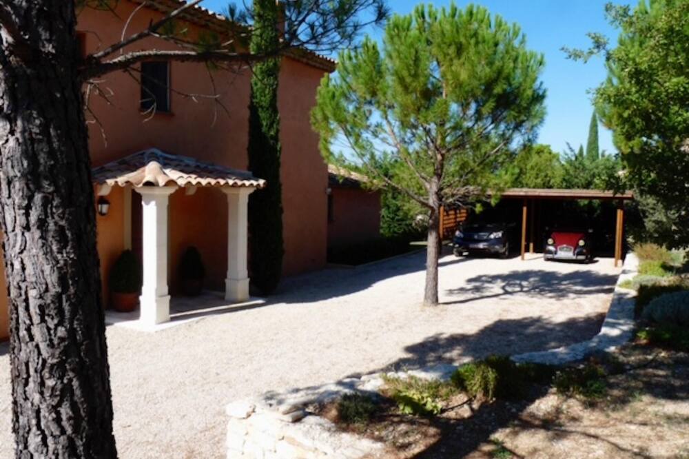 Photo of Others in Saint-Saturnin-les-Apt