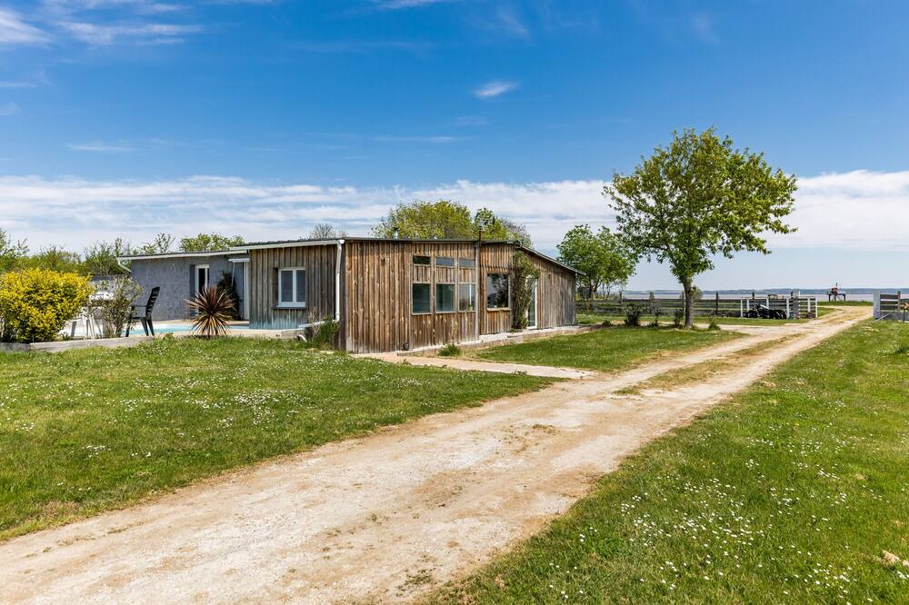 Photo of Outdoor in Saint-Yzans-de-Medoc