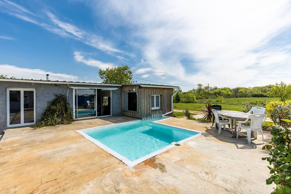 Photo of Outdoor in Saint-Yzans-de-Medoc