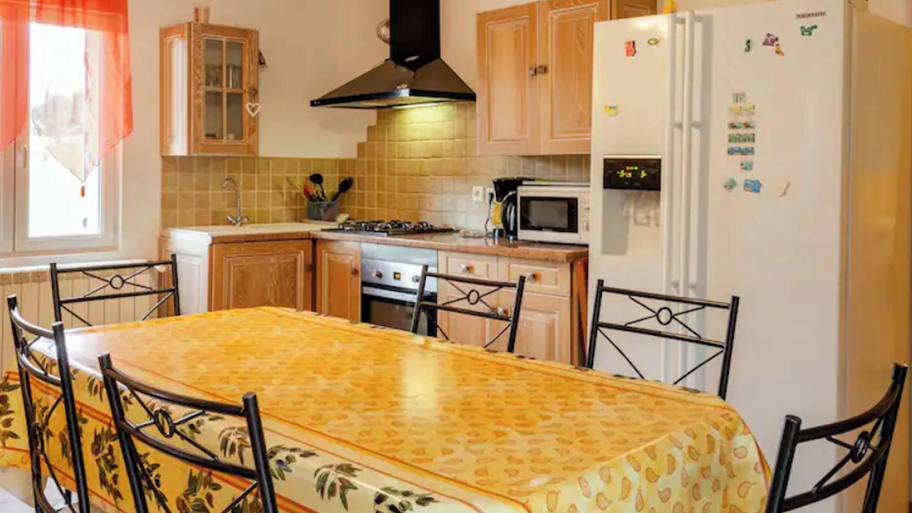 Photo of Kitchen in Saint-Marcel-les-Sauzet