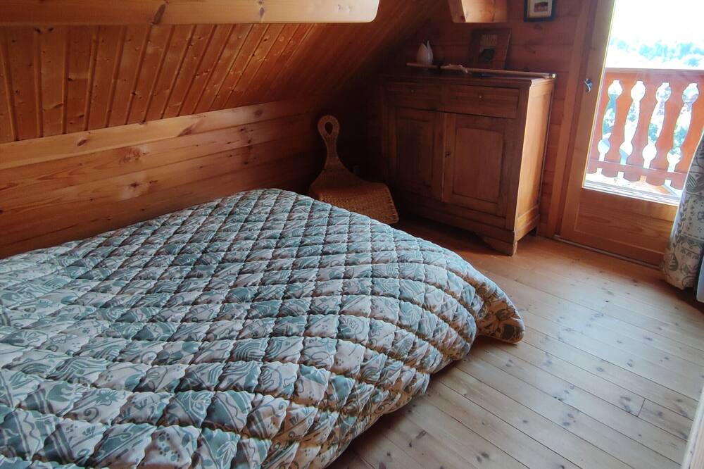 Photo of Bedroom in Montgellafrey