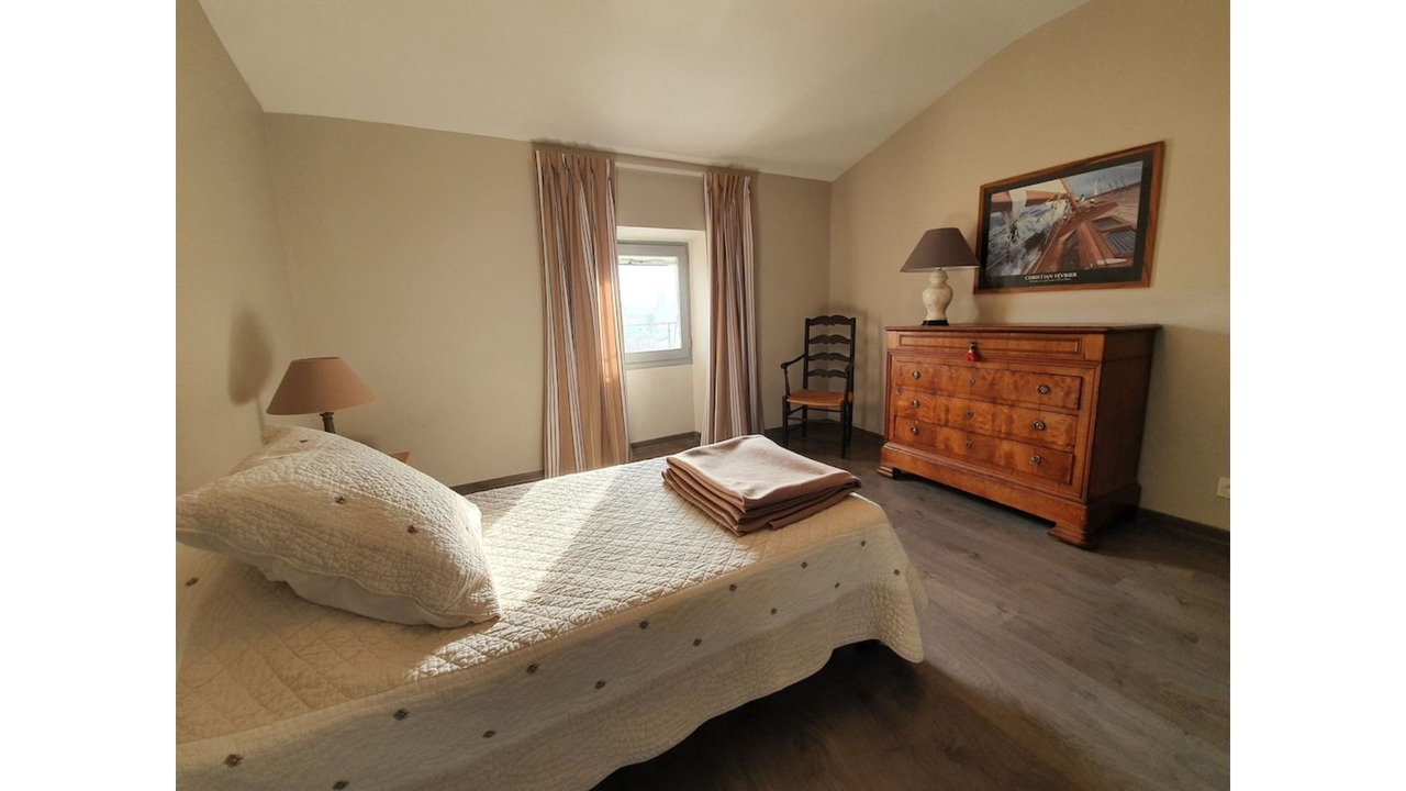 Photo of Bedroom in Sablet