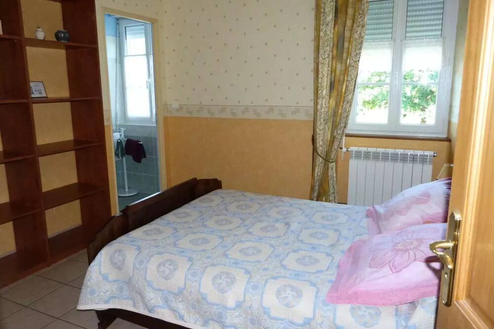 Photo of Bedroom in Monceaux-sur-Dordogne
