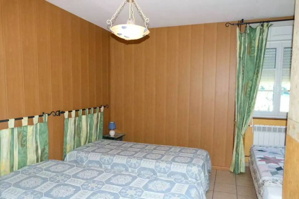 Photo of Bedroom in Monceaux-sur-Dordogne