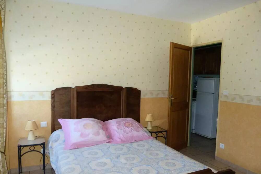 Photo of Bedroom in Monceaux-sur-Dordogne