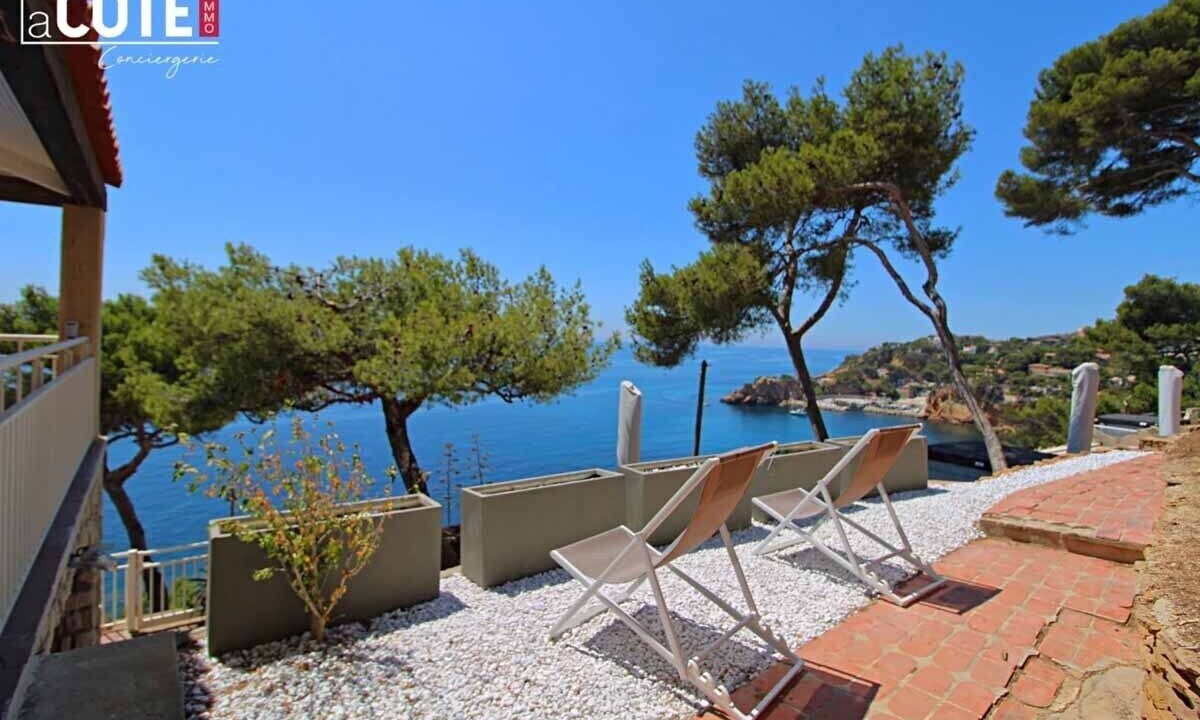 Photo of Outdoor in Ensues-la-Redonne