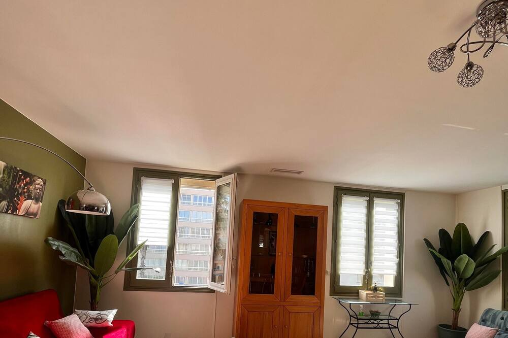 Photo of Livingroom in Saint-Nazaire