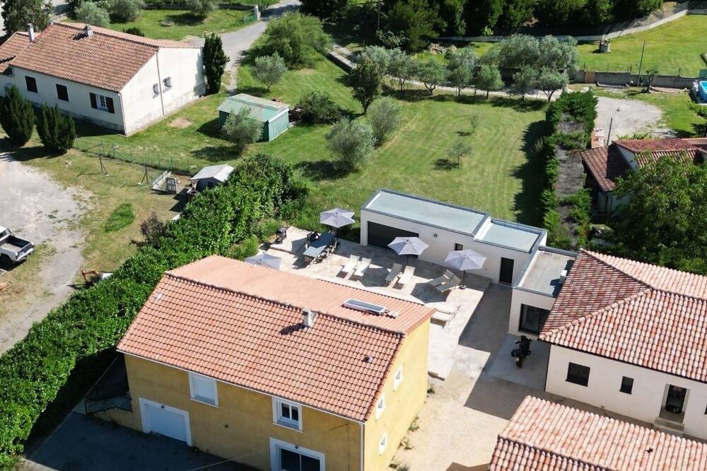 Photo of Outdoor in Saint-Julien-les-Rosiers