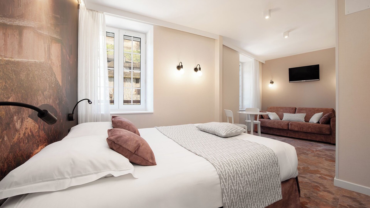 Photo of Bedroom in Brousse-le-Chateau