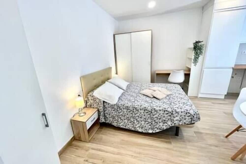 Photo of Bedroom in Barri Antic