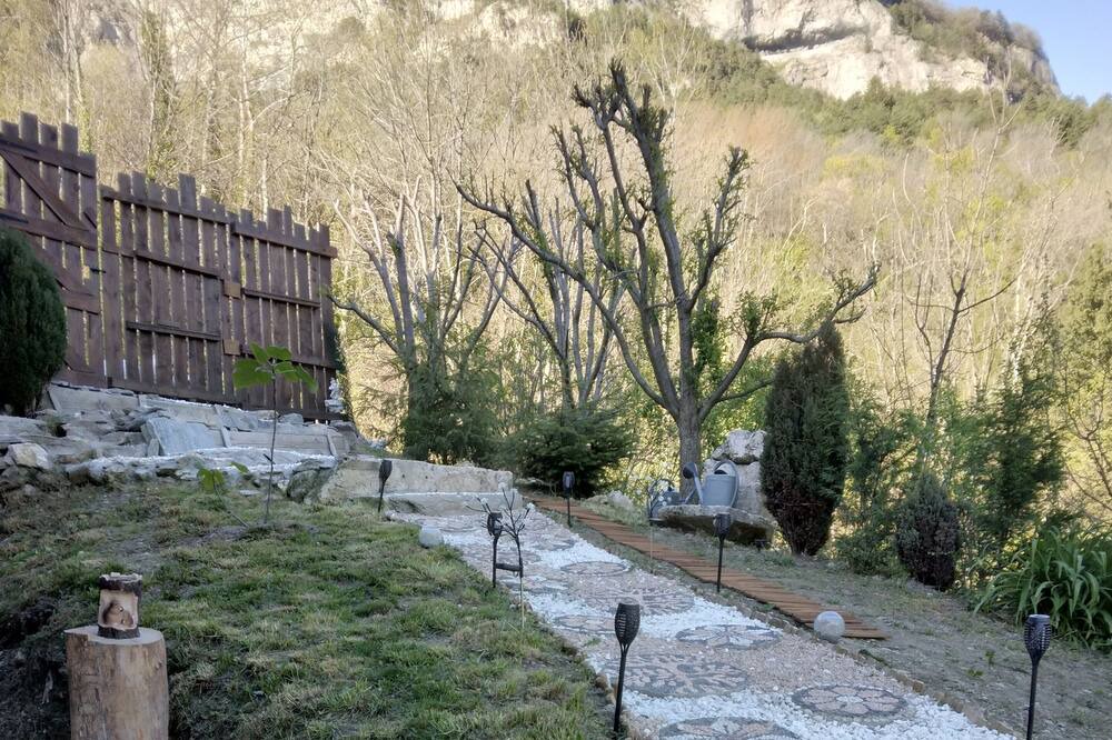 Photo of Outdoor in Montvernier