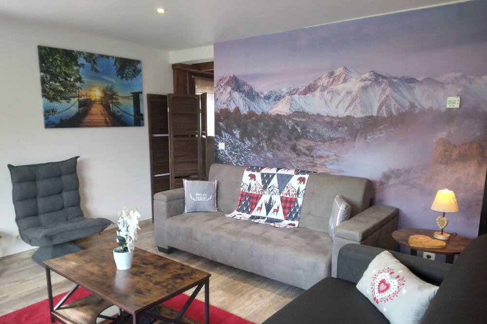 Photo of Livingroom in Montvernier