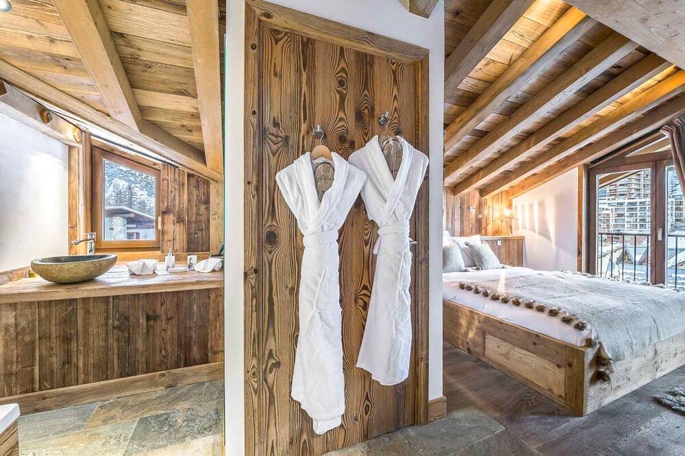 Photo of Bedroom in Val-d'Isere