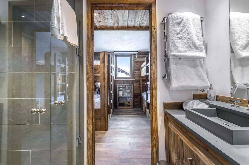 Photo of Bathroom in Val-d'Isere