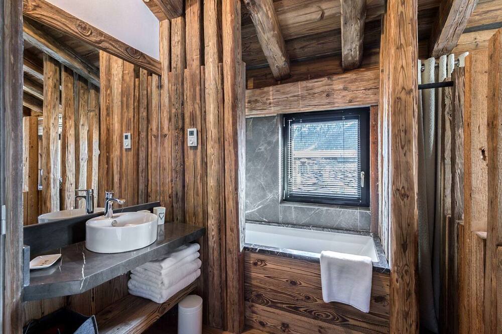 Photo of Bathroom in Val-d'Isere
