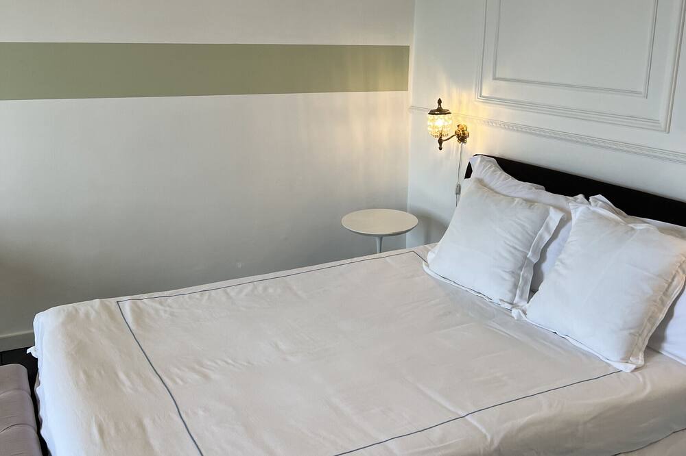 Photo of Bedroom in Roquebrune-Cap-Martin