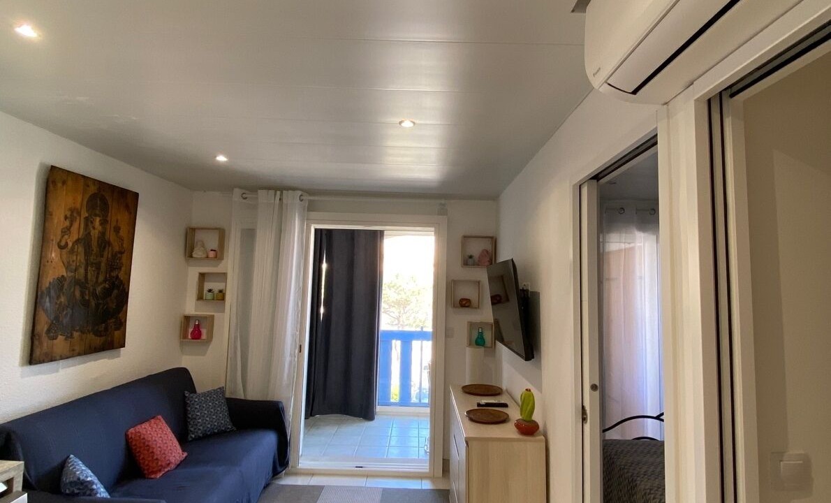 Photo of Livingroom in Saint-Hippolyte