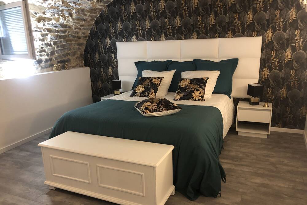 Photo of Bedroom in Bozouls
