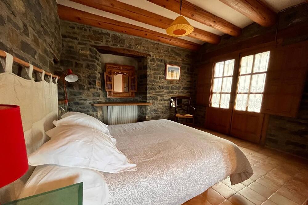 Photo of Bedroom in Coscojuela de Sobrarbe